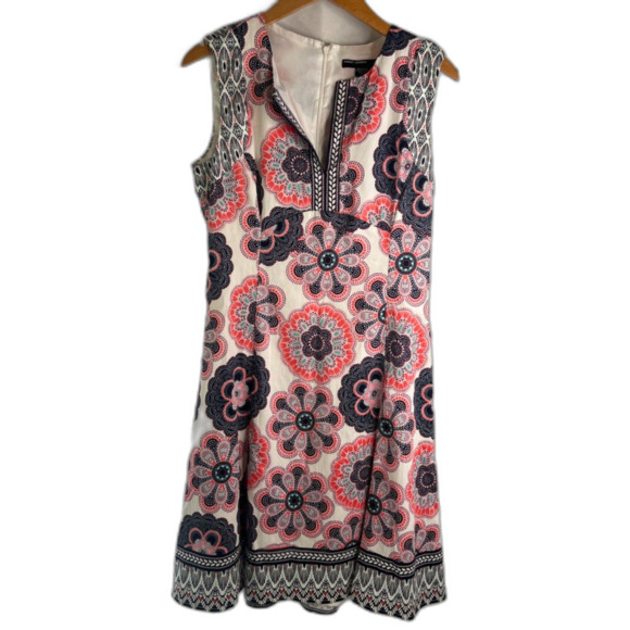 Maggy London NWT Southwestern Floral Fit & Flare Sleeveless Dress Sz 4 - Picture 1 of 7